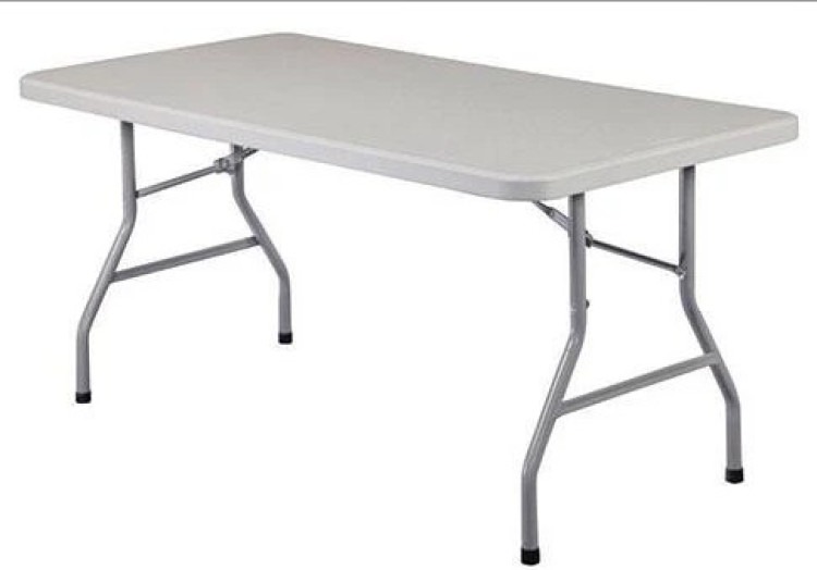 6ft Plastic Table